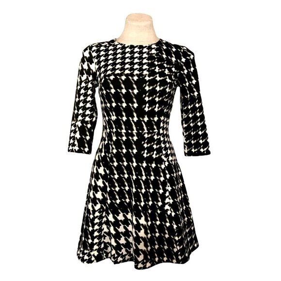 Trina Turk NEW Houndstooth Long Sleeve Fit and Flare Dress Black/White Size 2 - Picture 1 of 10